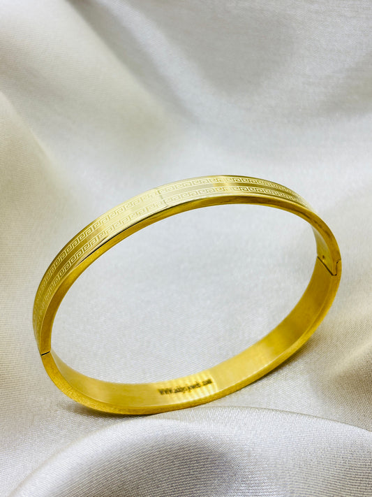 The Golden Grid Bracelet