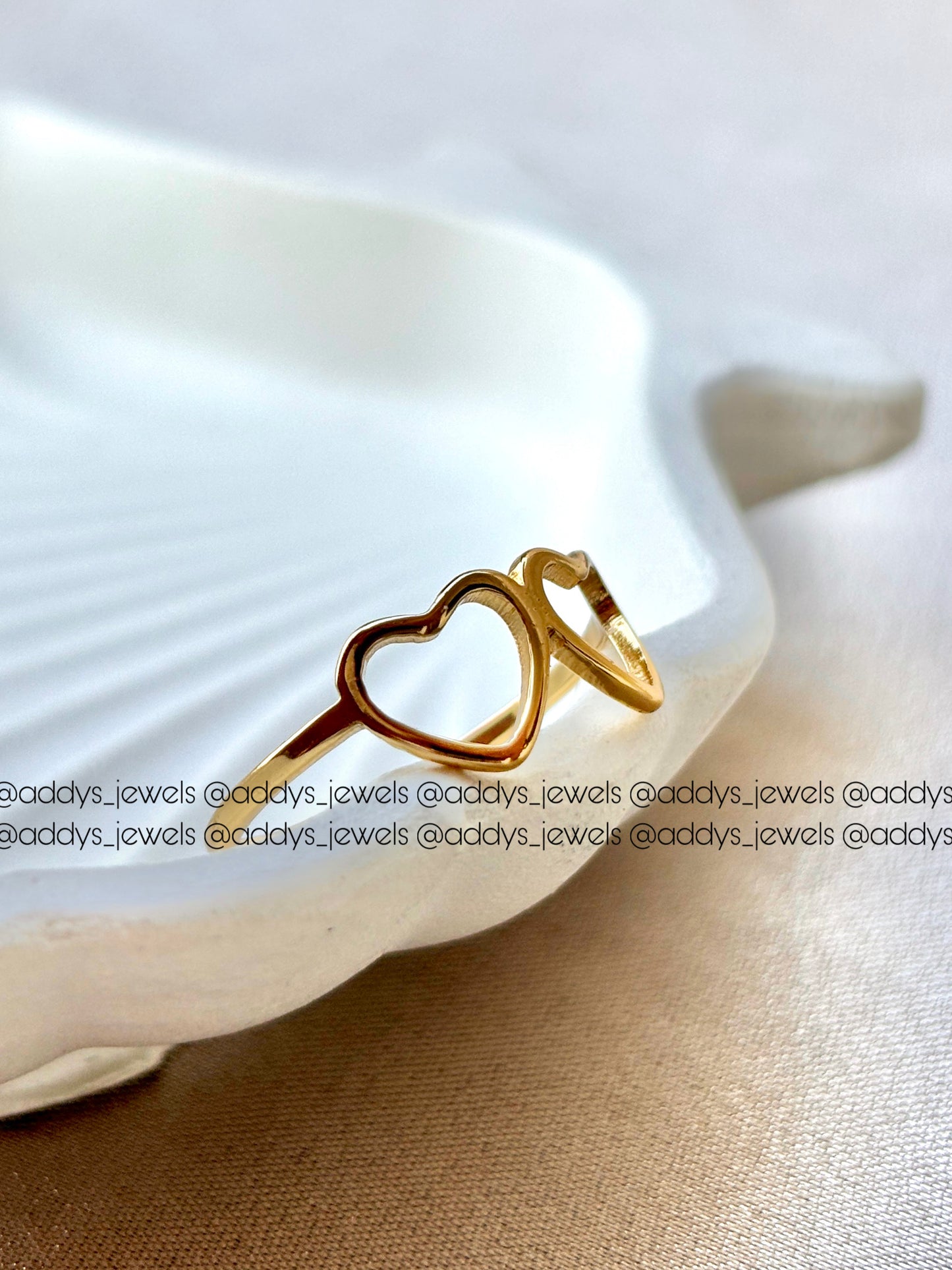 Twin Heart Ring (SIZE 15)