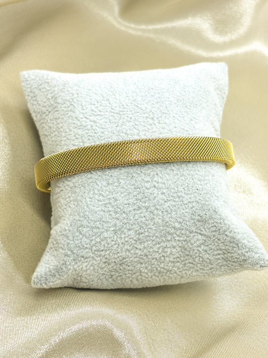 Golden Mesh Cuff Unisex