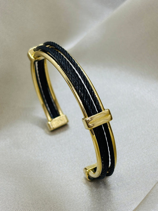 Golden Thread Elegance Bracelet