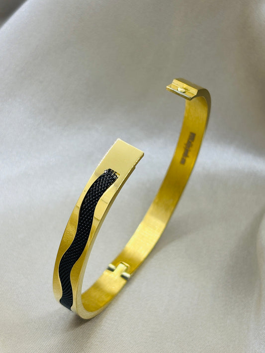 Auric Black Tide Bracelet