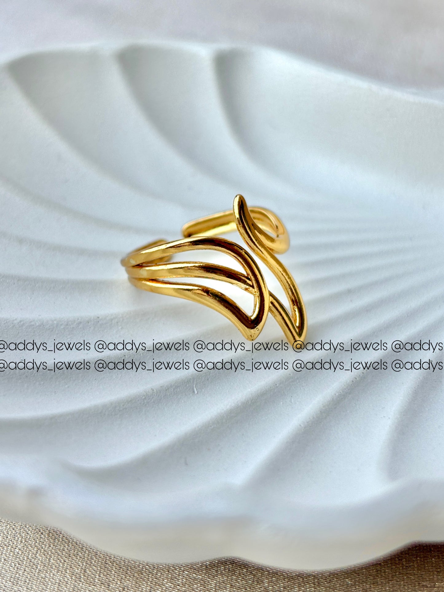 Aurora Wave Ring (ADJUSTABLE )