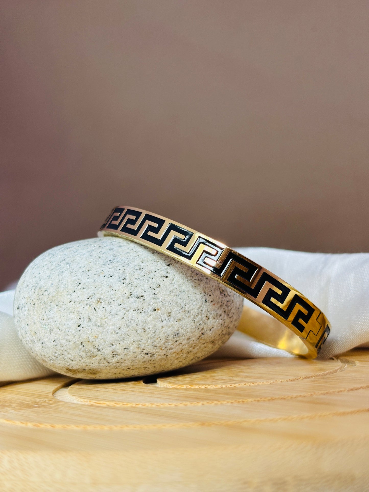 Sleek Groove Bracelet