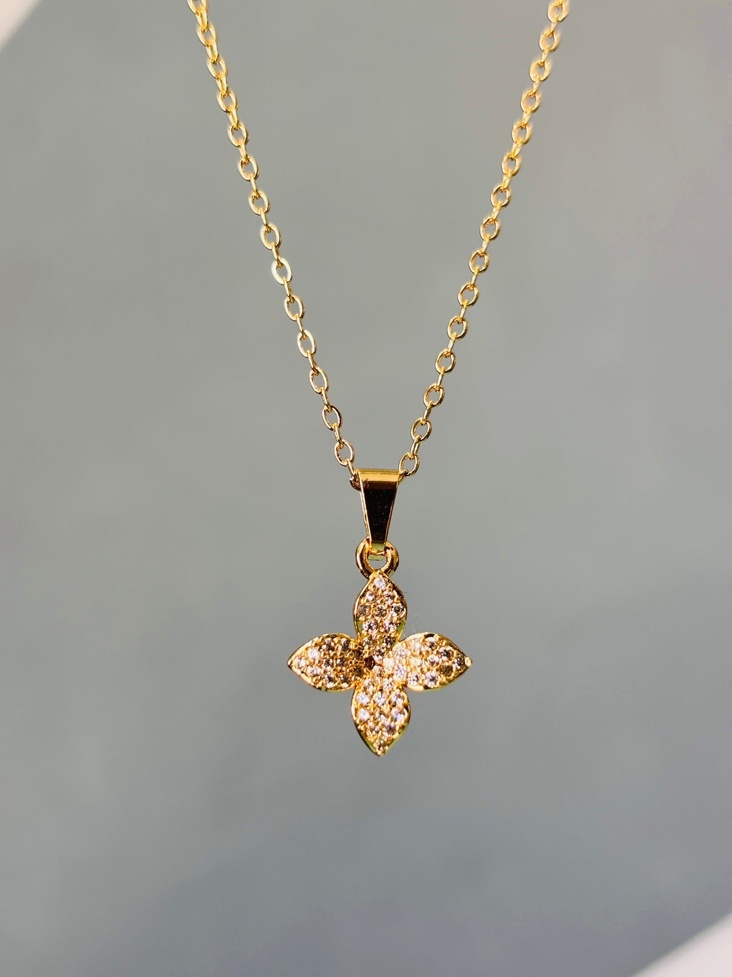 Floral Spark Necklace