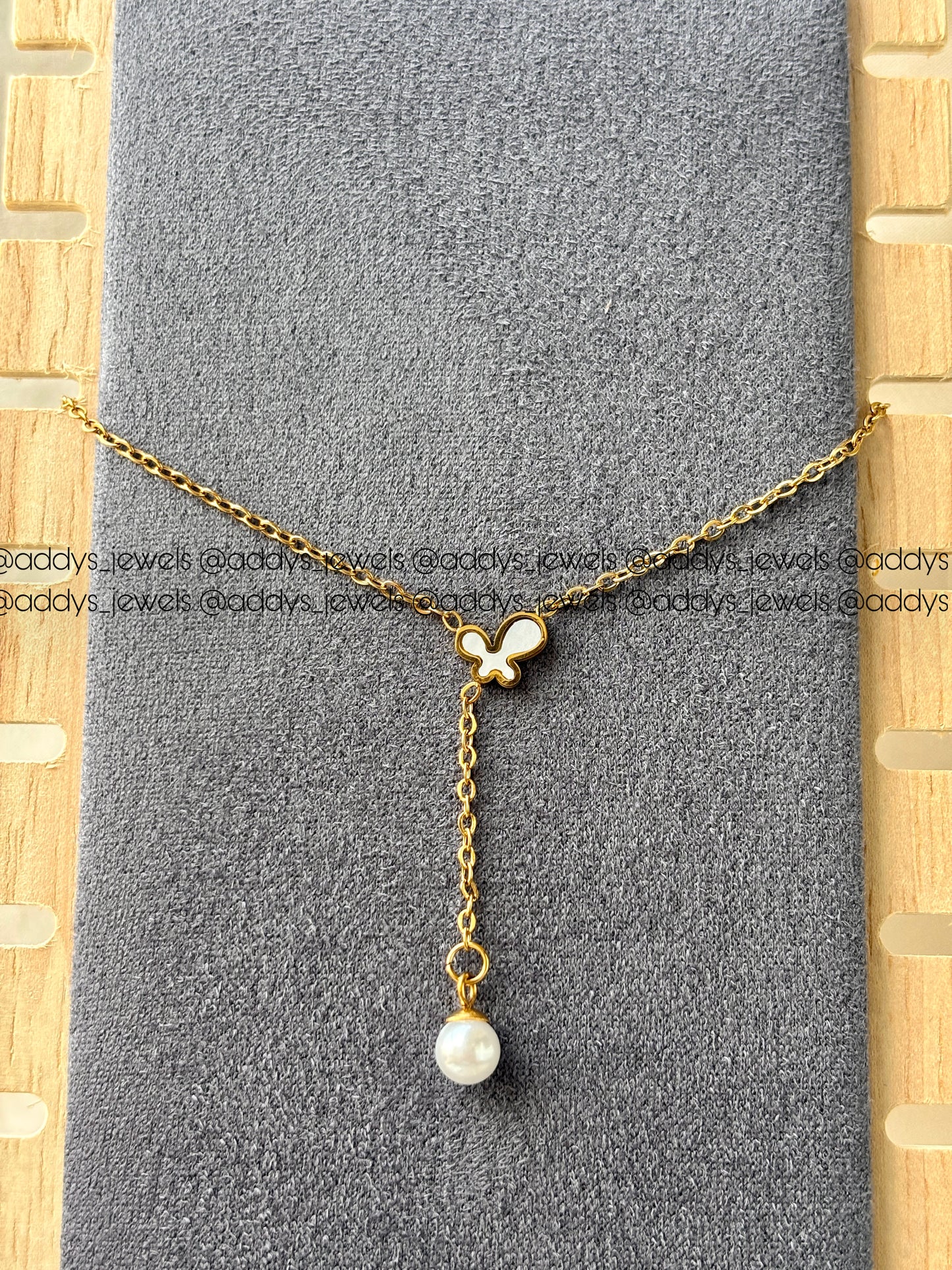 Maison Pearl Necklace