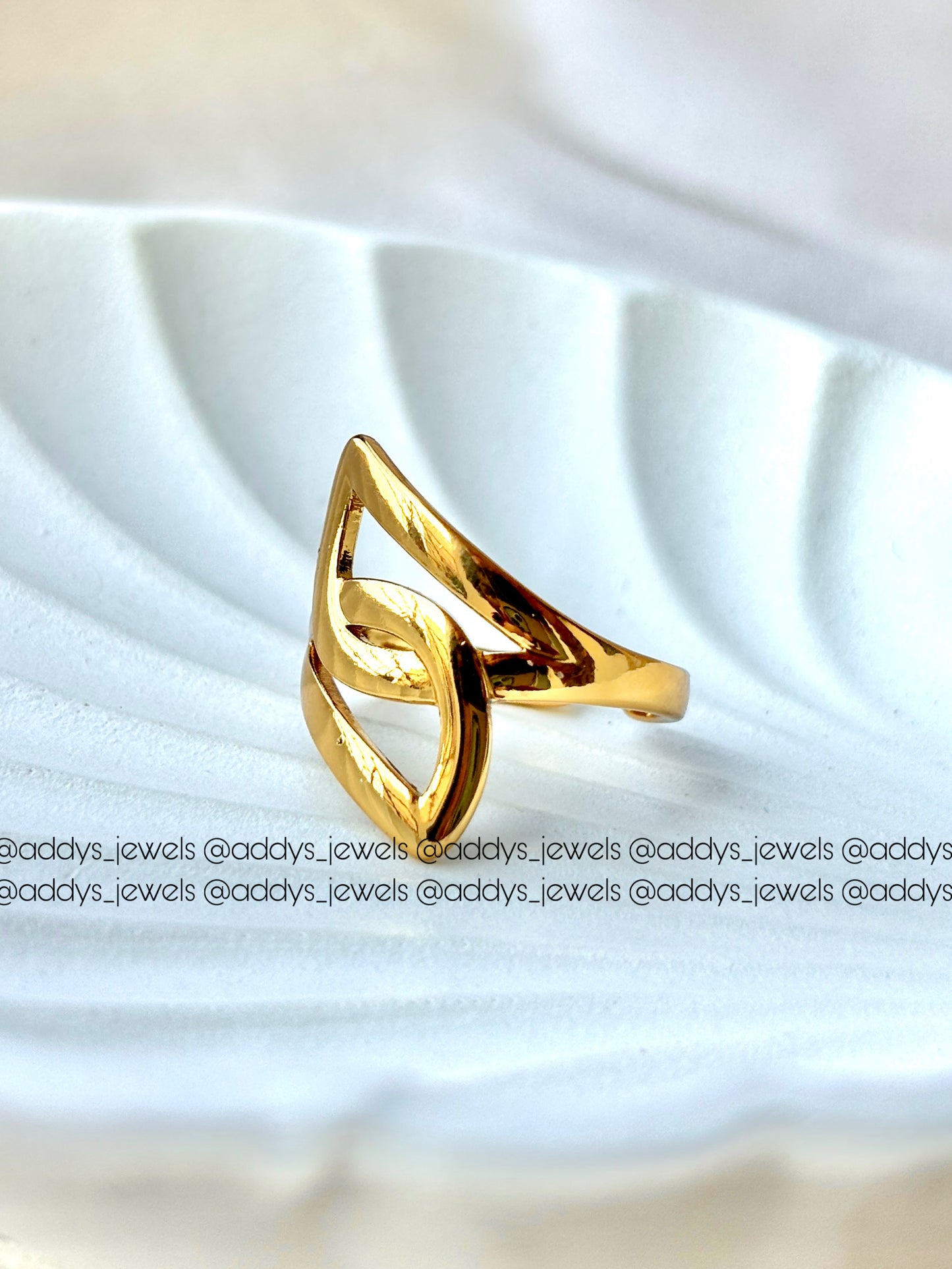 Love Pop Ring (ADJUSTABLE)