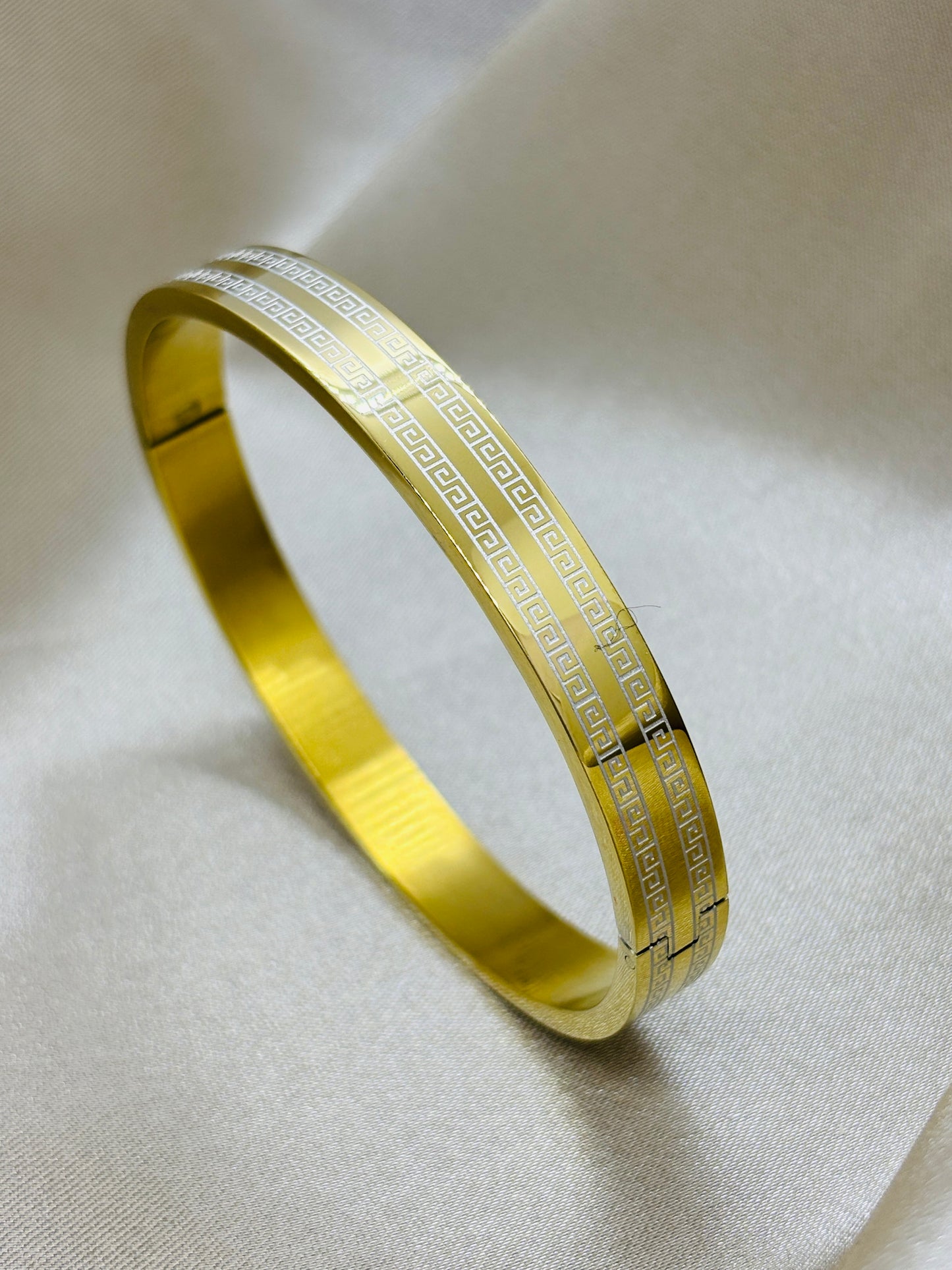 Golden Horizon Bracelet