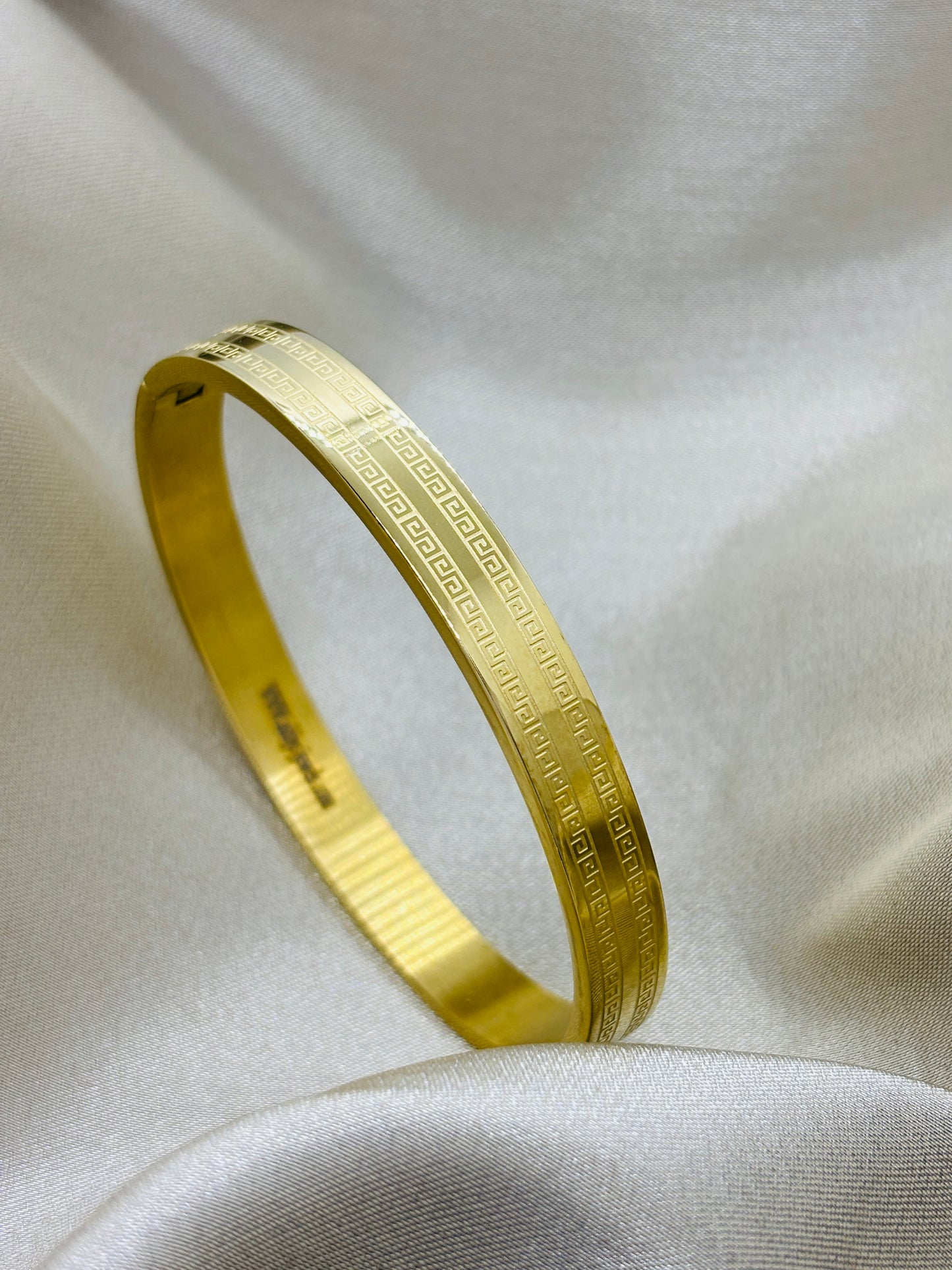 The Golden Grid Bracelet