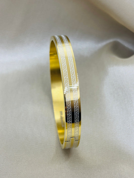 Golden Horizon Bracelet