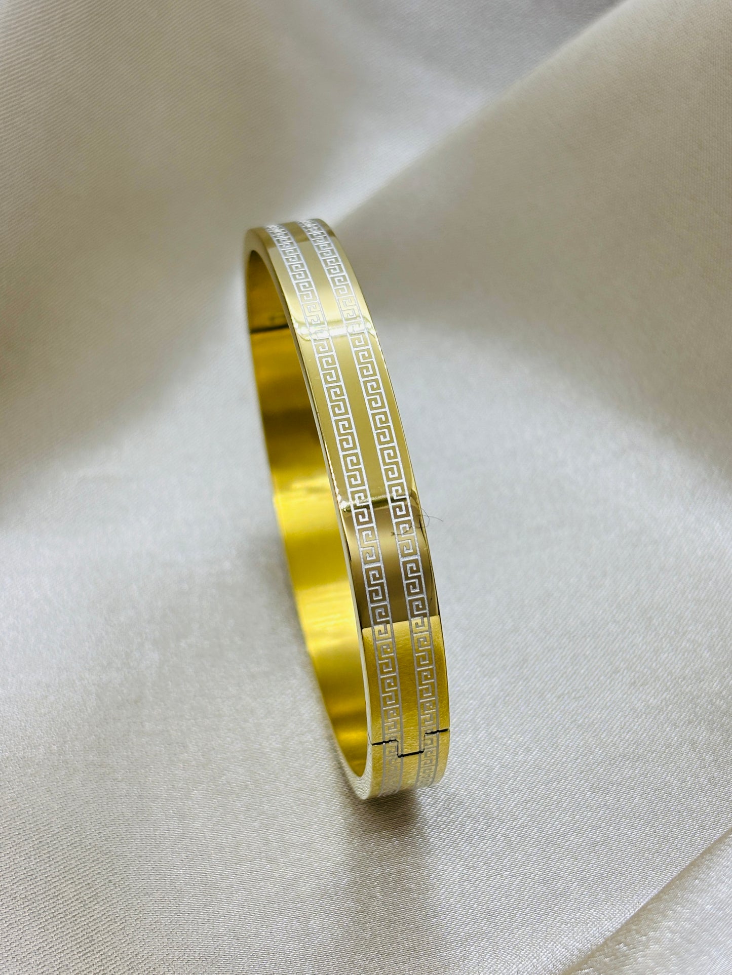 Golden Horizon Bracelet
