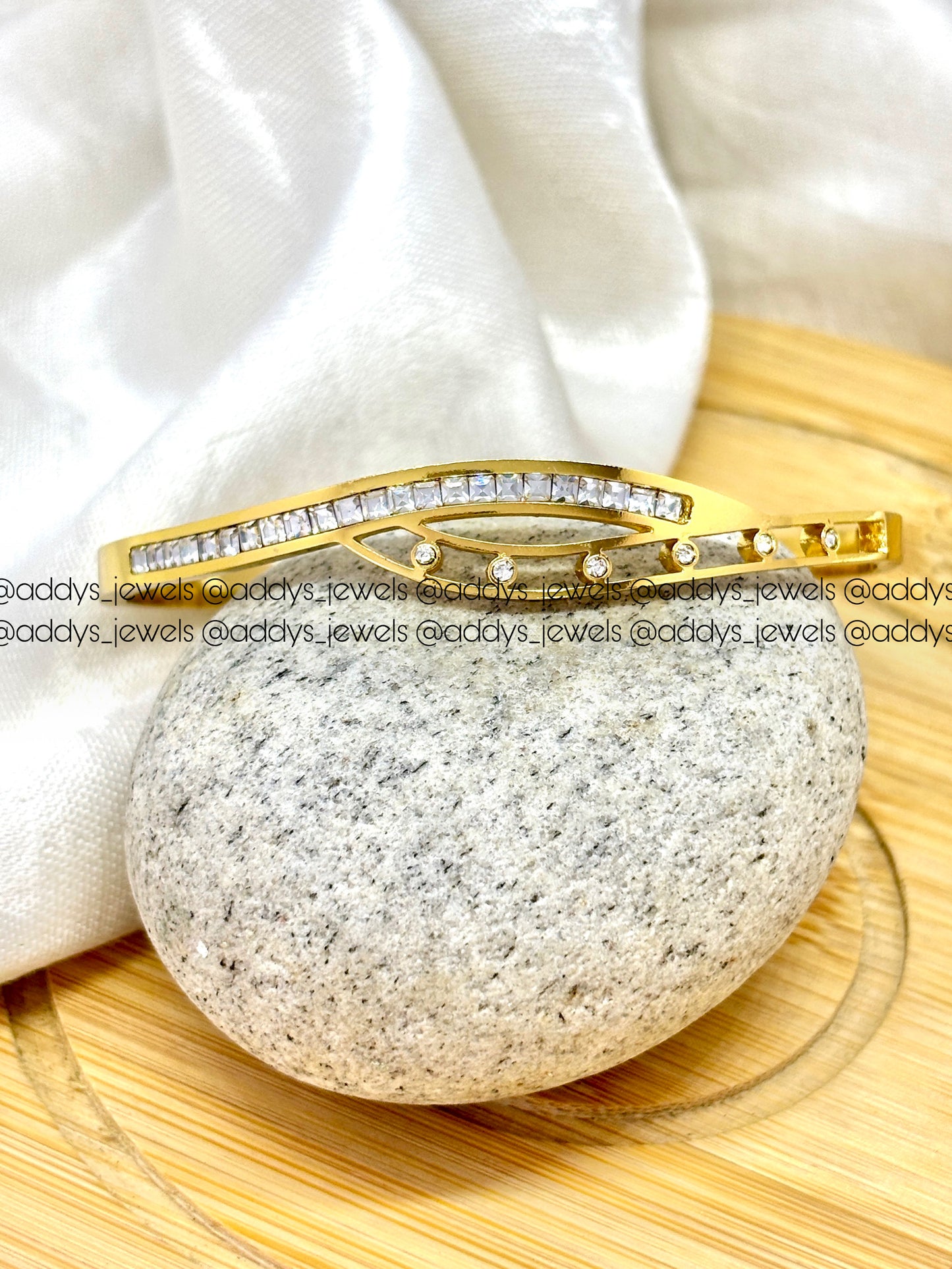 Aurora Chain Bracelet