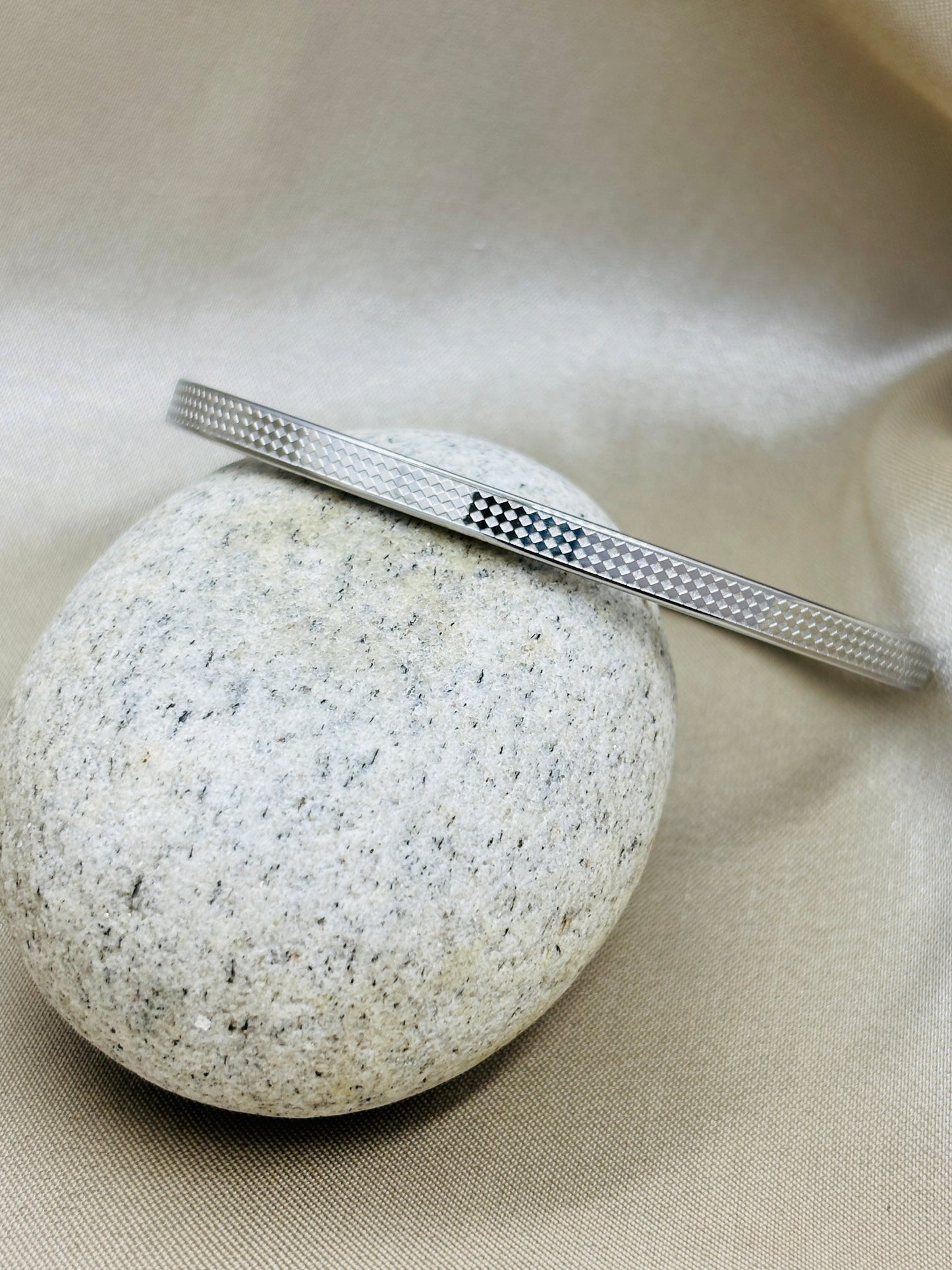 Minimal Mirage Silver Bracelet