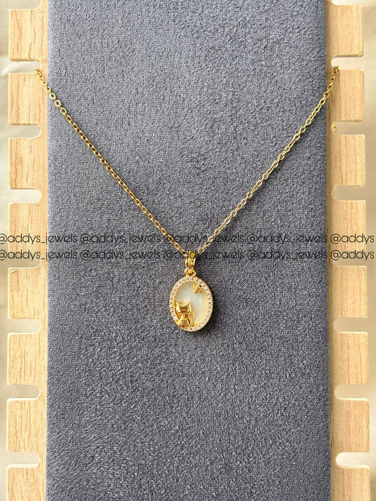 Mystic Cat Oval Necklace