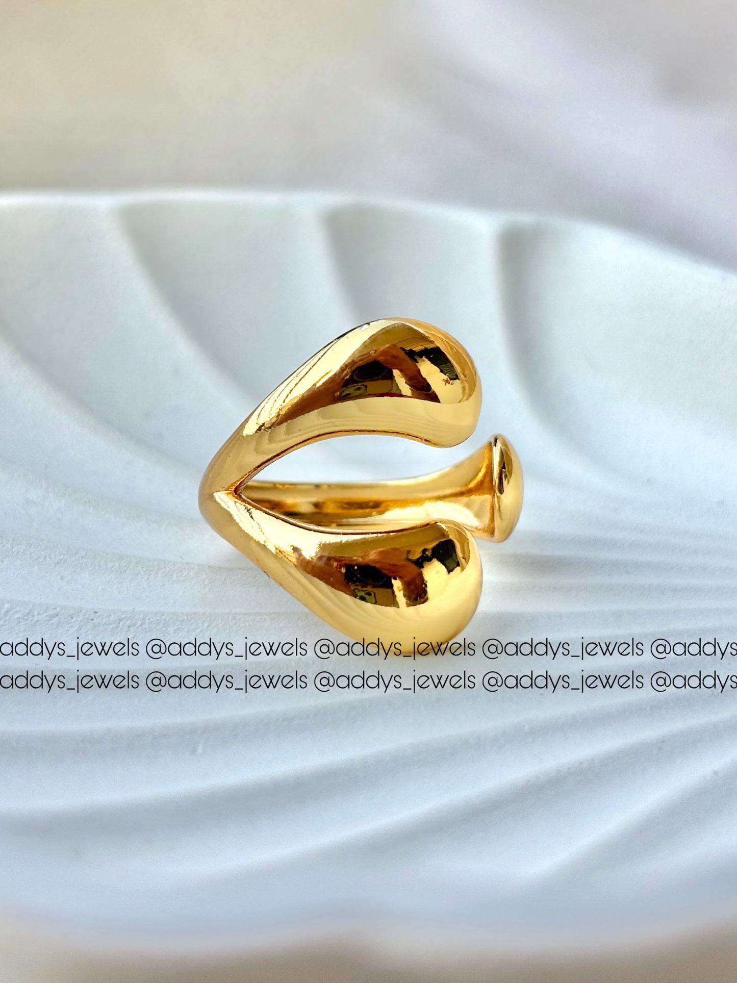 Golden Flora Ring (ADJUSTABLE)