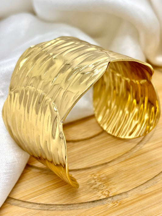 Aurora Gold Cuff