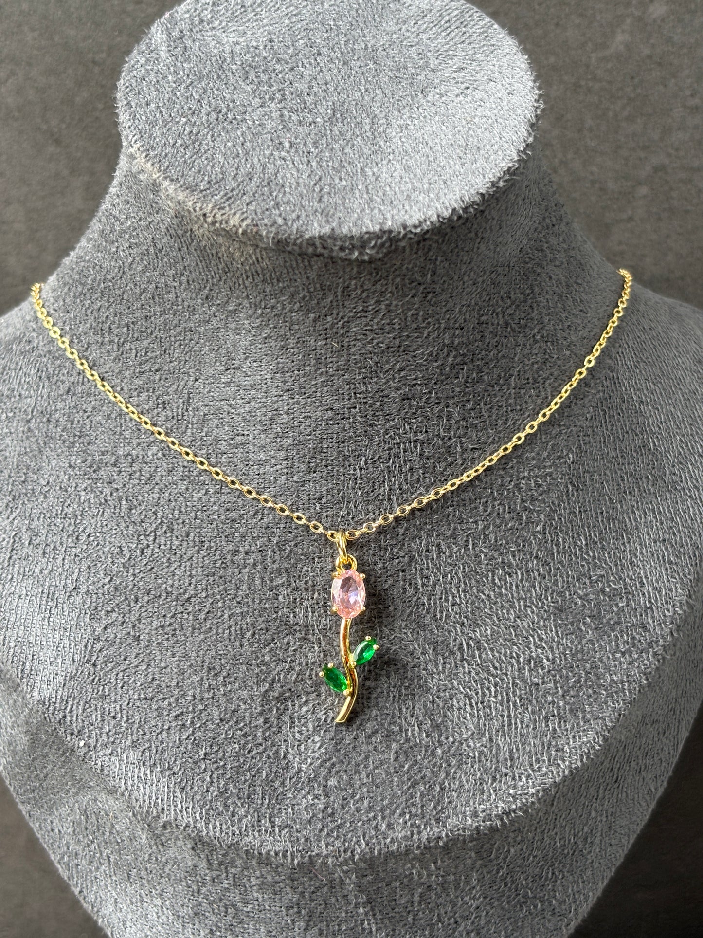 Pure Petal Tulip Pendant