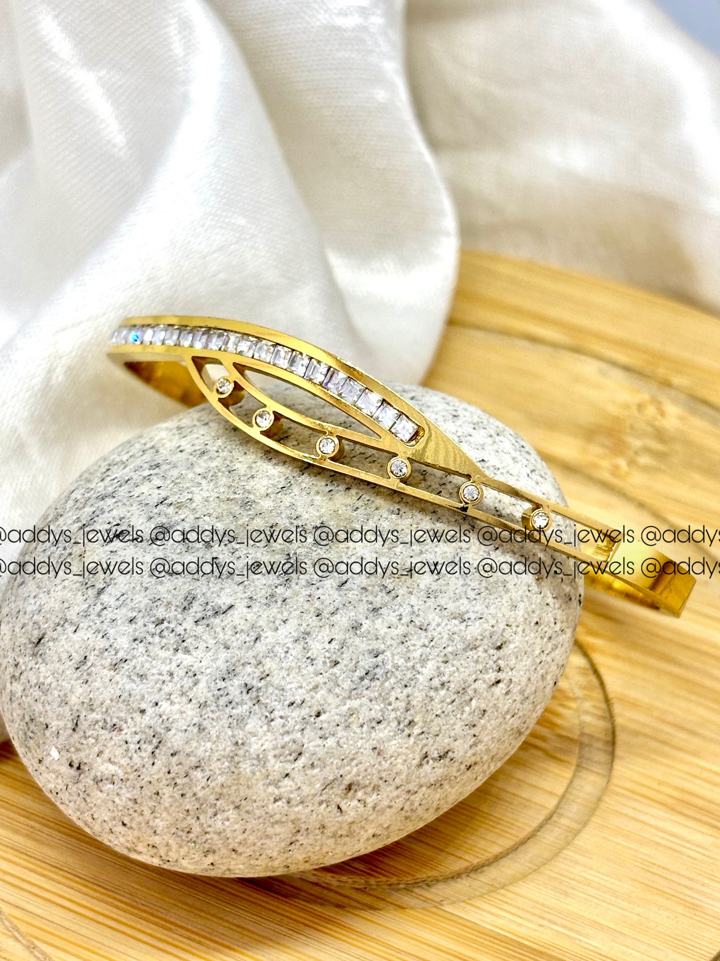 Aurora Chain Bracelet