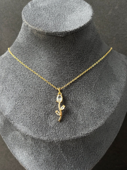 Snow Tulip Necklace