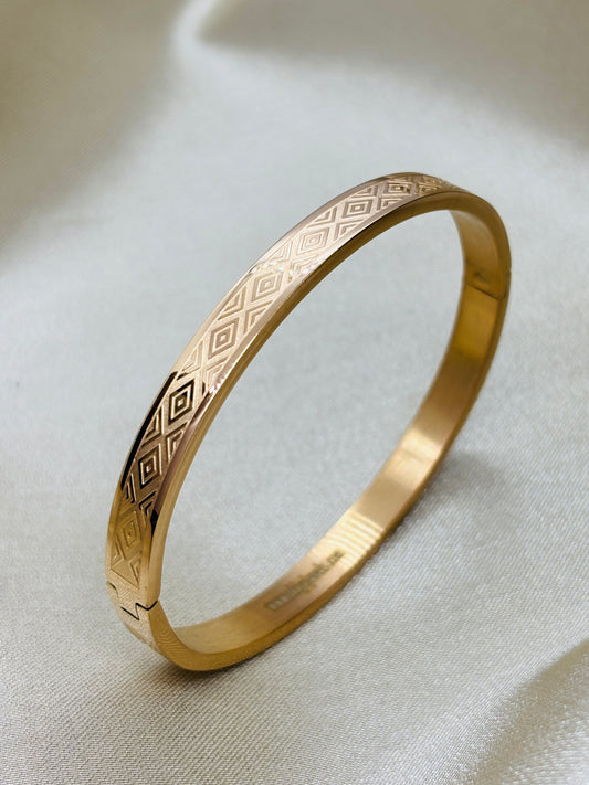 Diamond Echo Rose Gold Bracelet