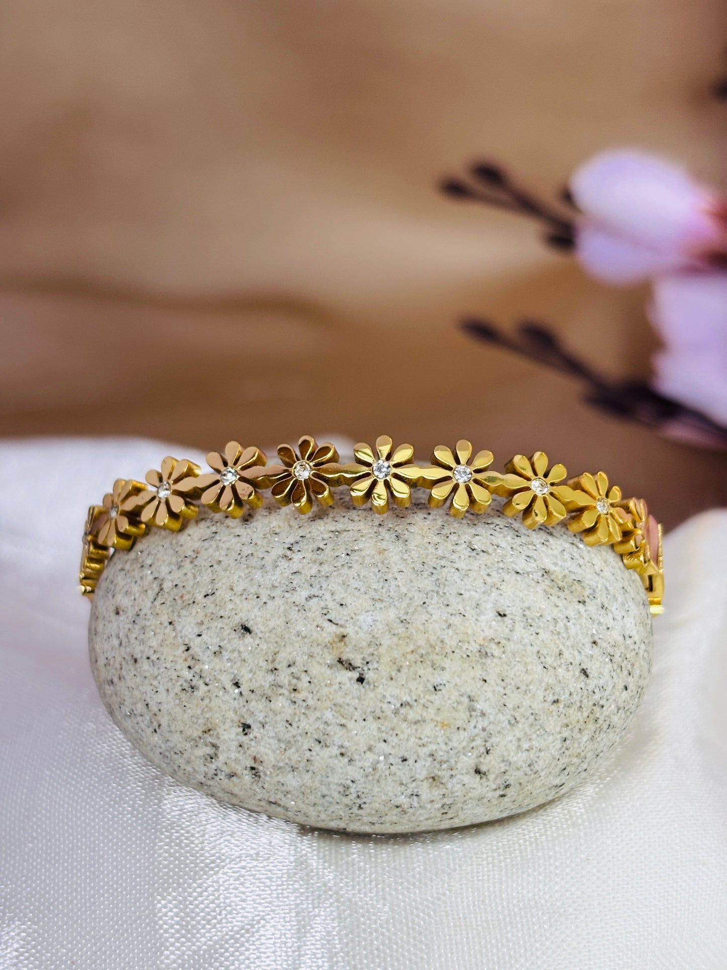 Daisy Chain Bracelet
