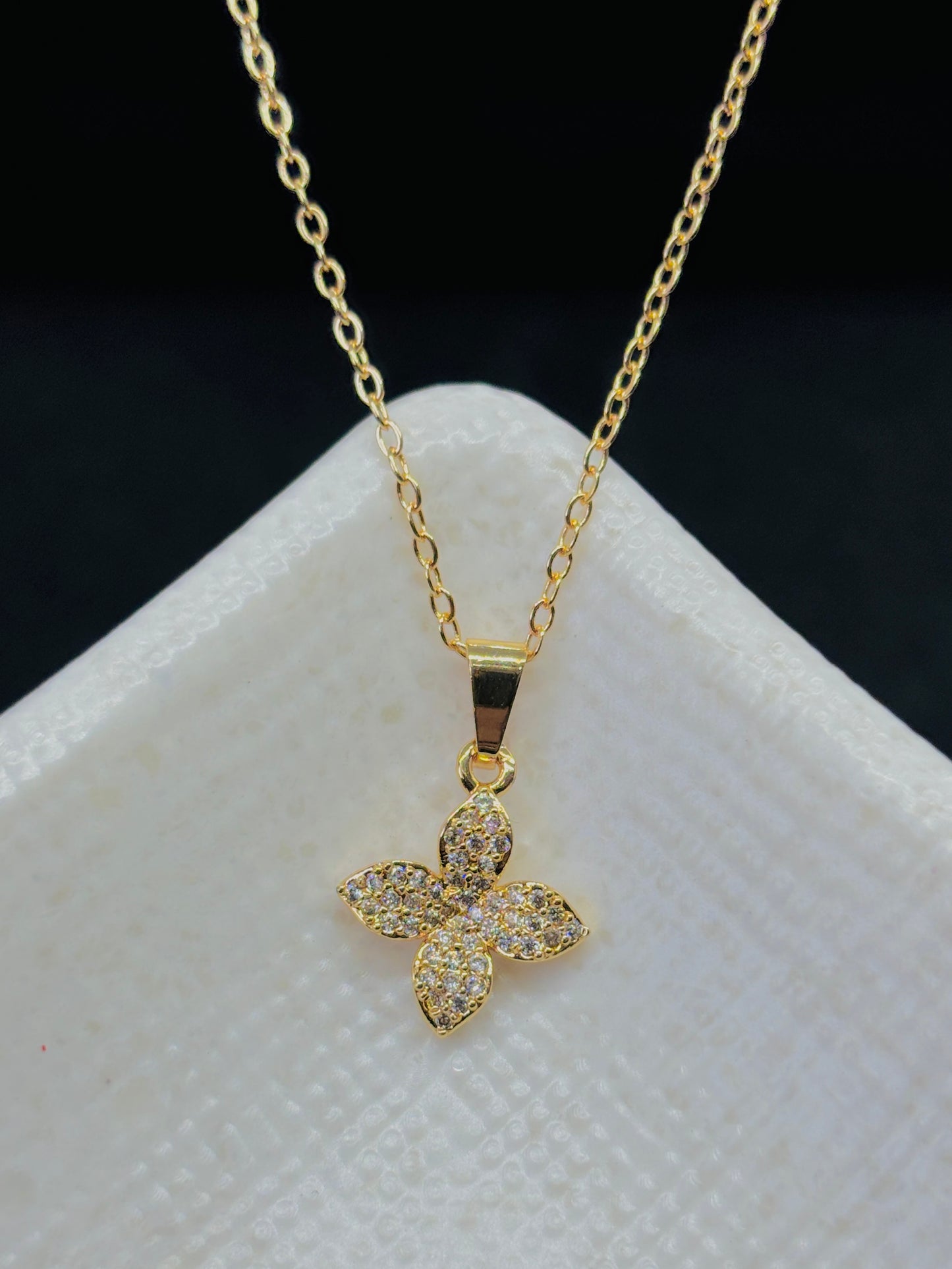 Floral Spark Necklace